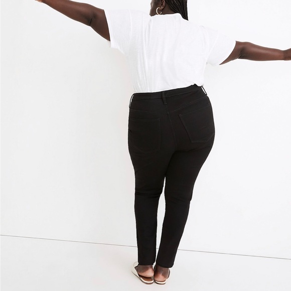 Madewell Plus 10" High-Rise Skinny Jeans in Black Instacozy Edition Size 26W - Picture 4 of 7
